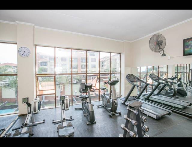 1 BEDROOM APARTMENT BLOCK FOR SALE IN SUNNINGHILL